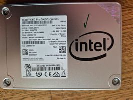 SSD Intel Pro 5400s 256GB 2.5 Zoll gebraucht guter Zustand