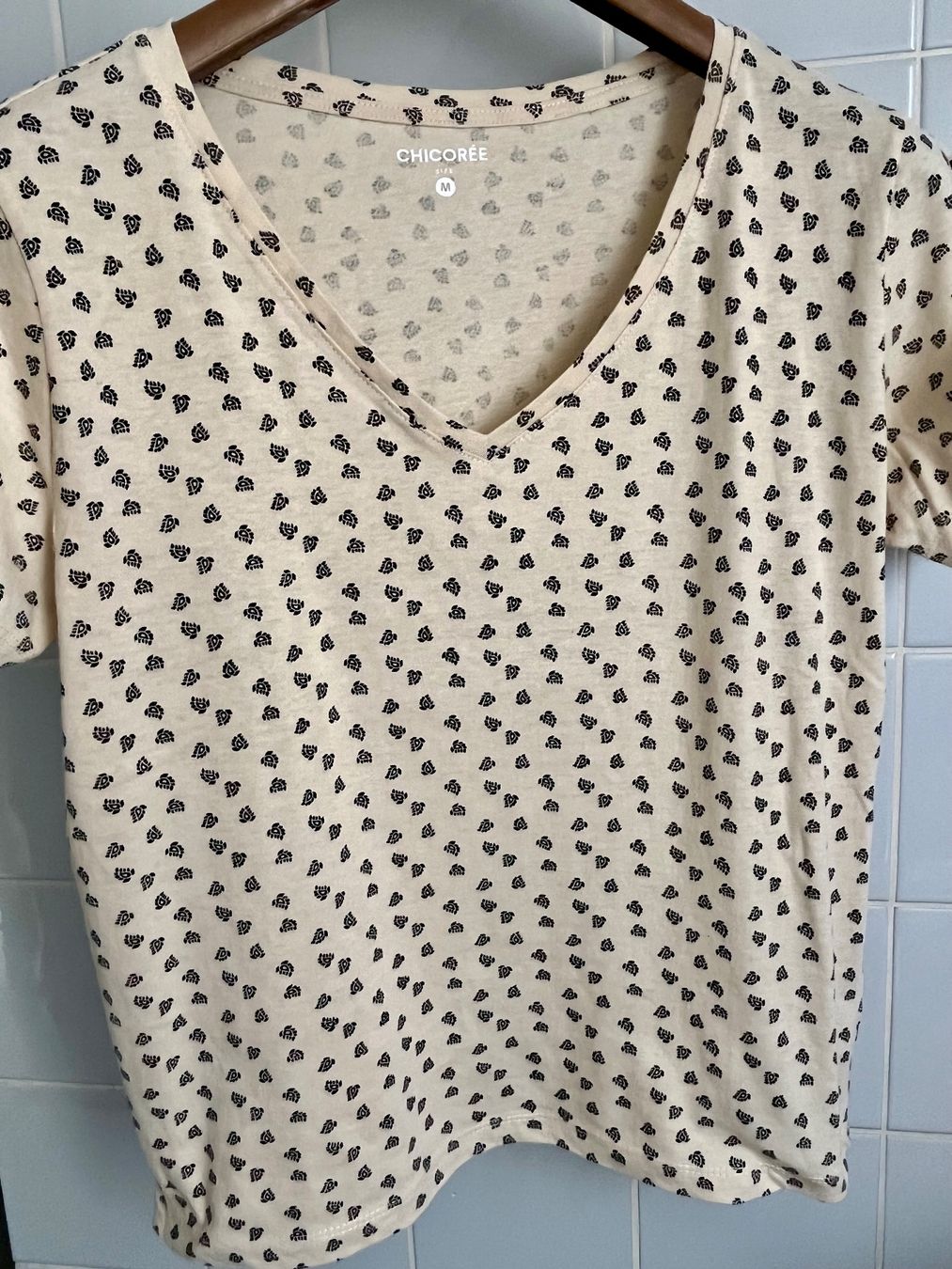 T-shirt: 5 T.Shirt, gemustert und uni, Kurzarm, Gr.M/40 – Usato da Adliswil venduto da eri.40 5