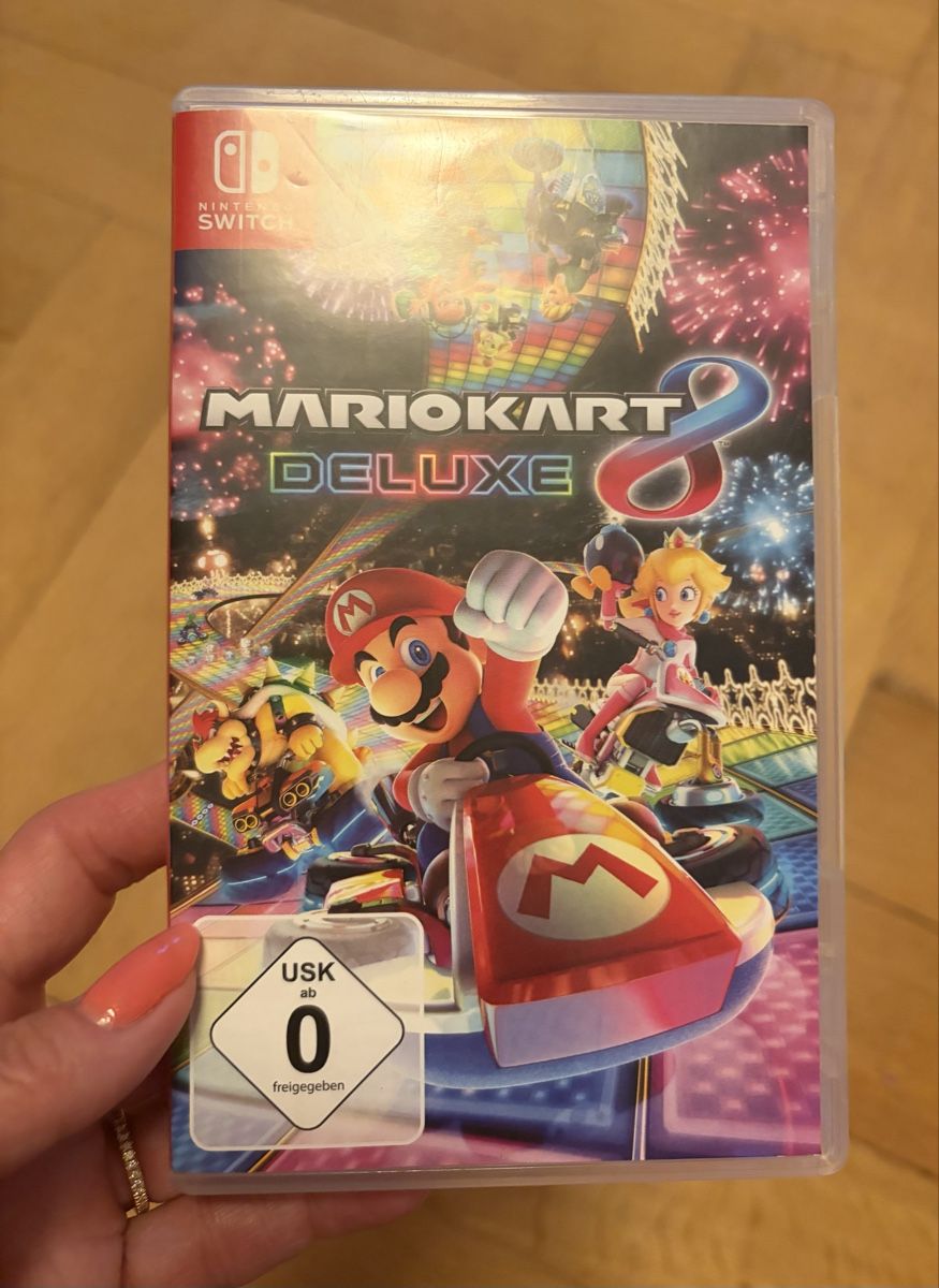 Nintendo Konsolen: Nintendo Switch Konsole mit Spielen und Zubehör – Gebraucht aus Muttenz von cho_xj52 6