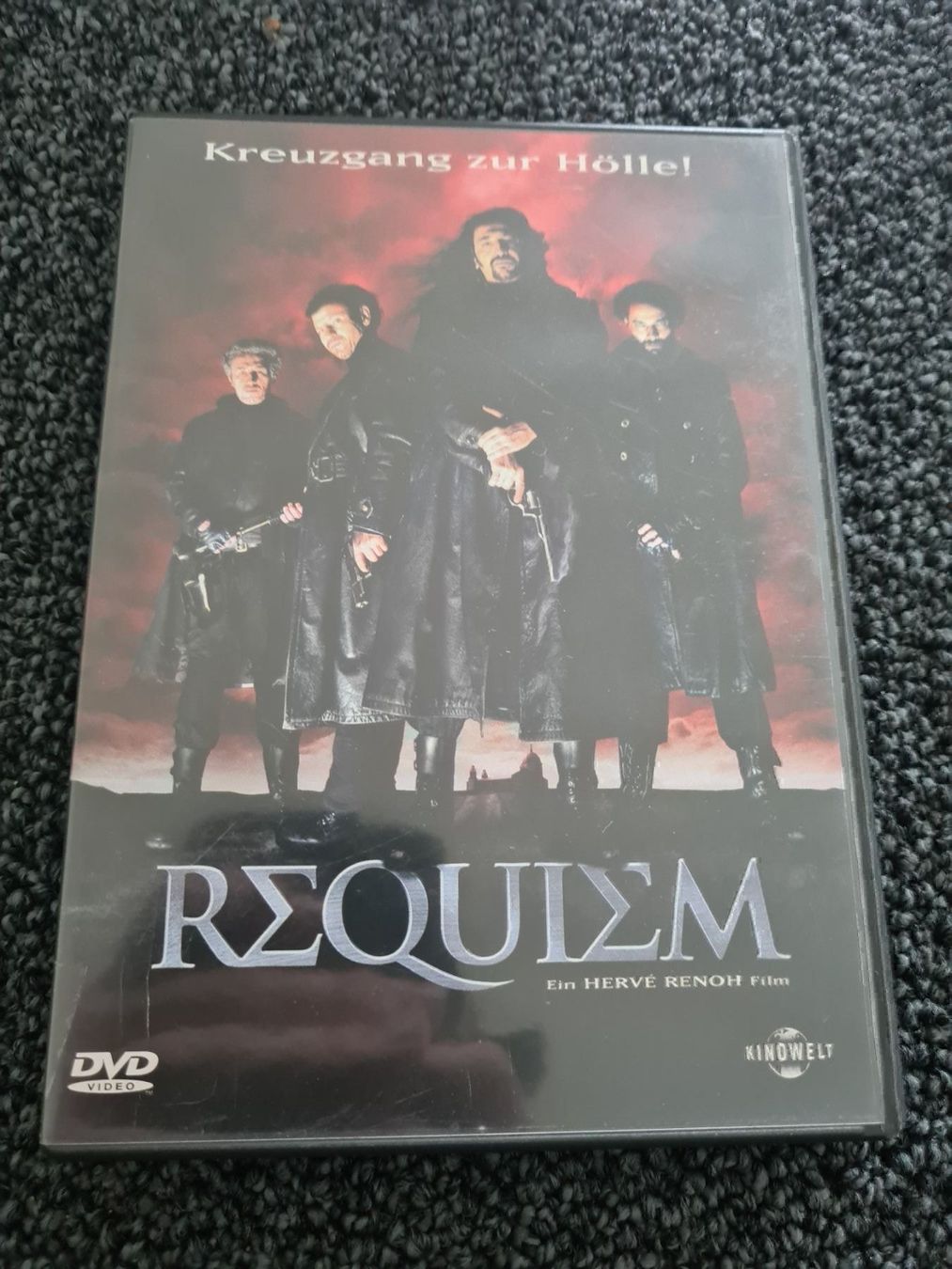 Alle DVDs: REQUIEM (8010) – Gebraucht aus Ruswil von Ruck.Zuck.