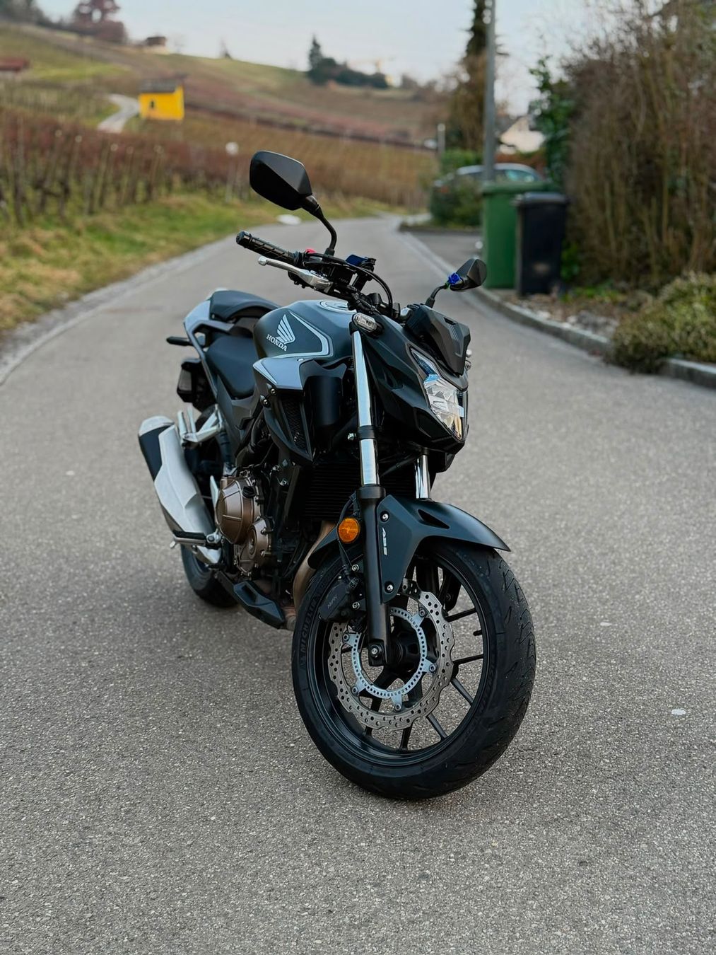 Honda Strasse: Honda CB500F - Super Anfänger Motorrad – Gebraucht aus Weiningen ZH von Maraschai
