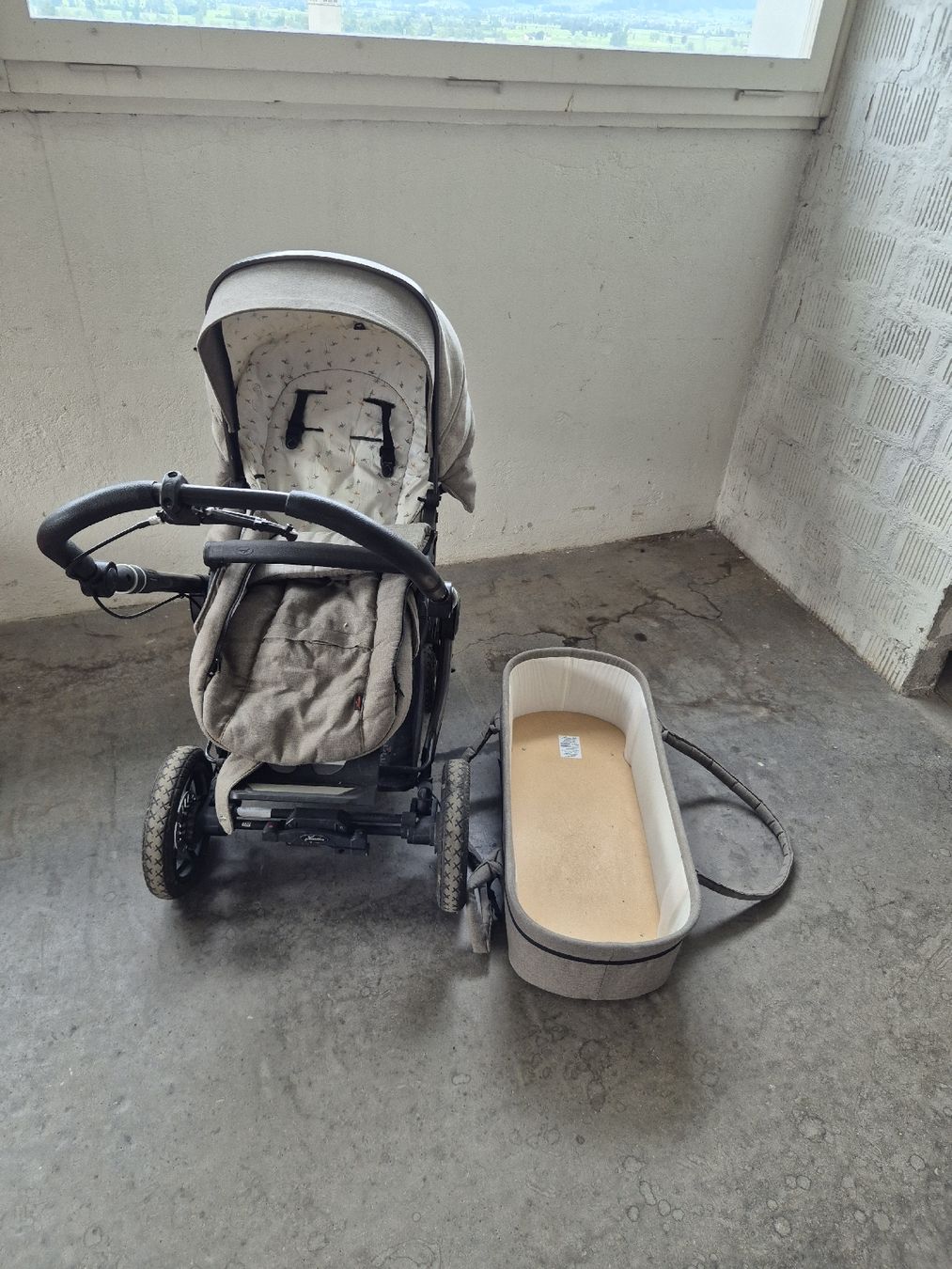 Hartan Carrozzine: Hartan Racer Kinderwagen mit Handbremse – Usato da Uznach venduto da Serto.22