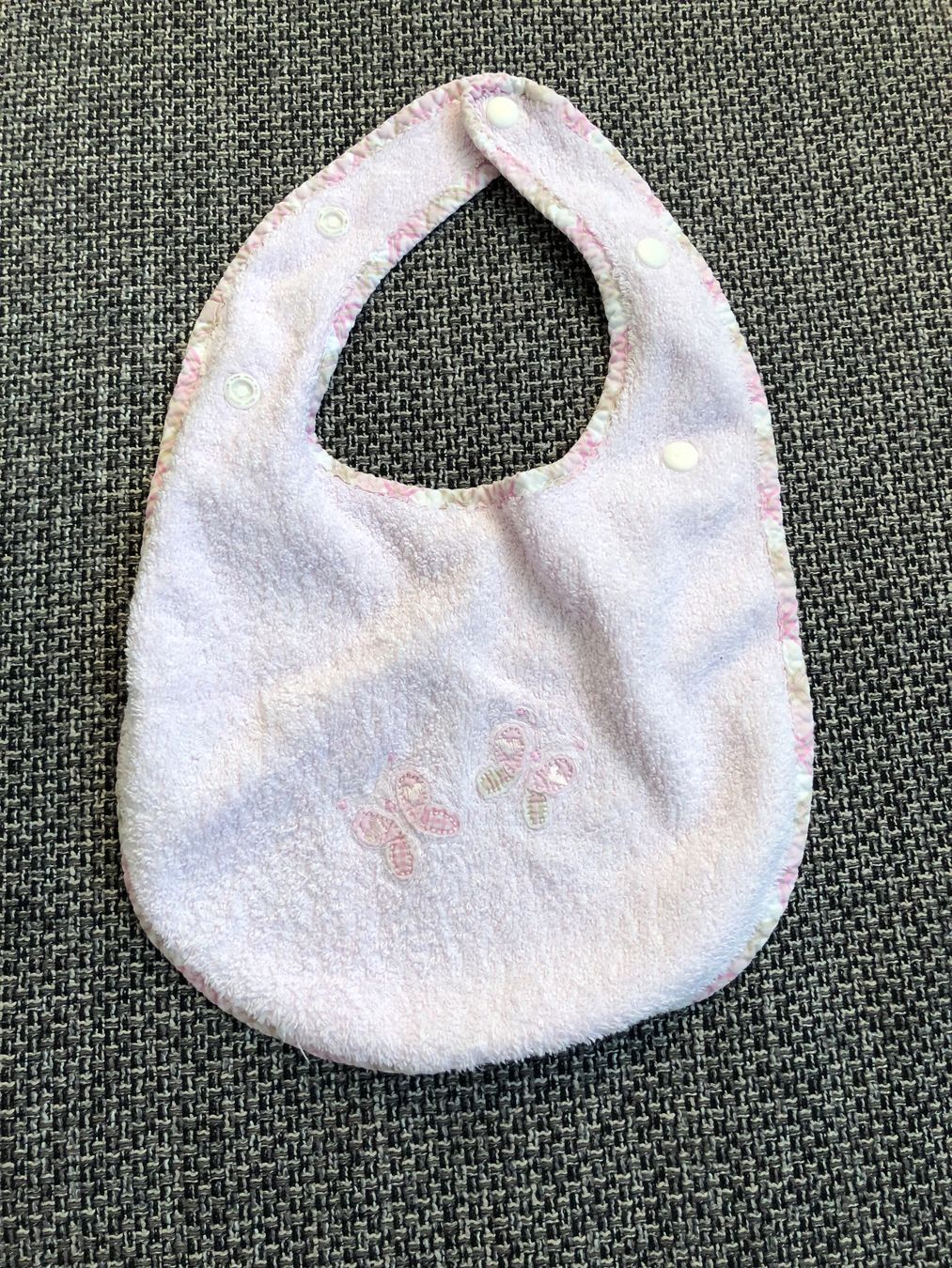 Pasti del neonato: Baby Lätzchen, rosa ,Vossen – Nuovo (secondo la descrizione) da Langnau am Albis venduto da snla_scc9