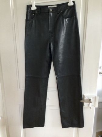 Lederhose Zara Gr. 36 Schwarz, Top Zustand