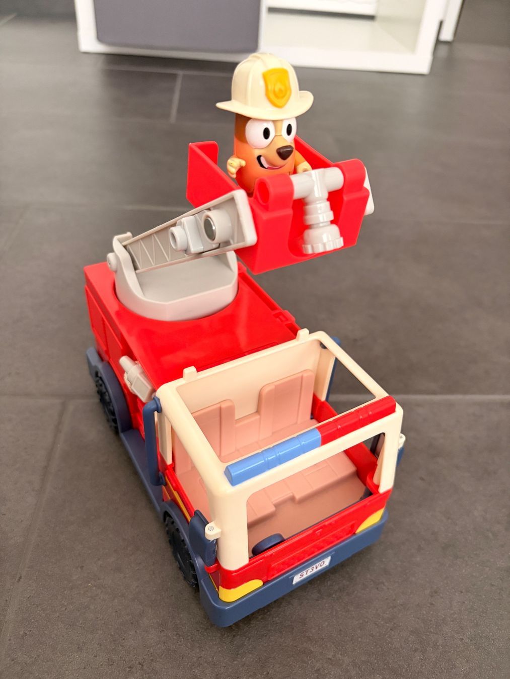 Spielzeuge: Riesiges Bluey Set – Gebraucht aus Löhningen von ascotdirect 7