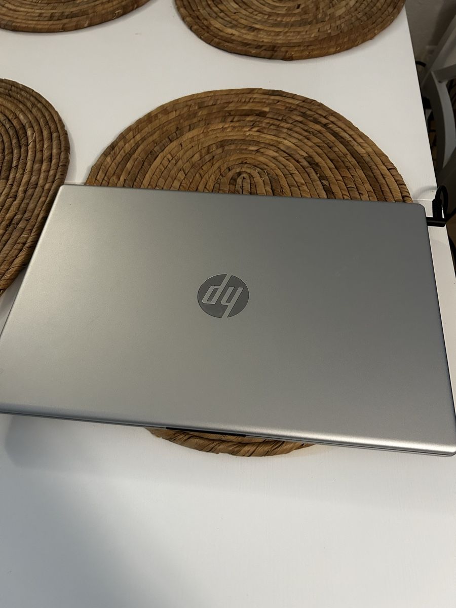 Hewlett Packard Notebook: HP Laptop zu Verkaufen – Nuovo (secondo la descrizione) da Näfels venduto da nao_zv2n 1