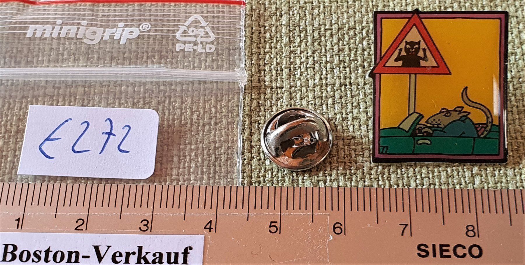 Plaquettes & Badges: E272 - Maus in Auto Schild Achtung Katze – D'occasion à Reinach BL par Boston-Verkauf 2