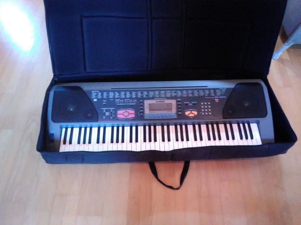 Keyboard CASIO WK 1200 Kaufen auf Ricardo