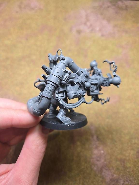 Kit di modellismo & Modellini statici: Warhammer 40k Orks: Big Mek – Usato da Kloten venduto da Kenneth_Iselin 1