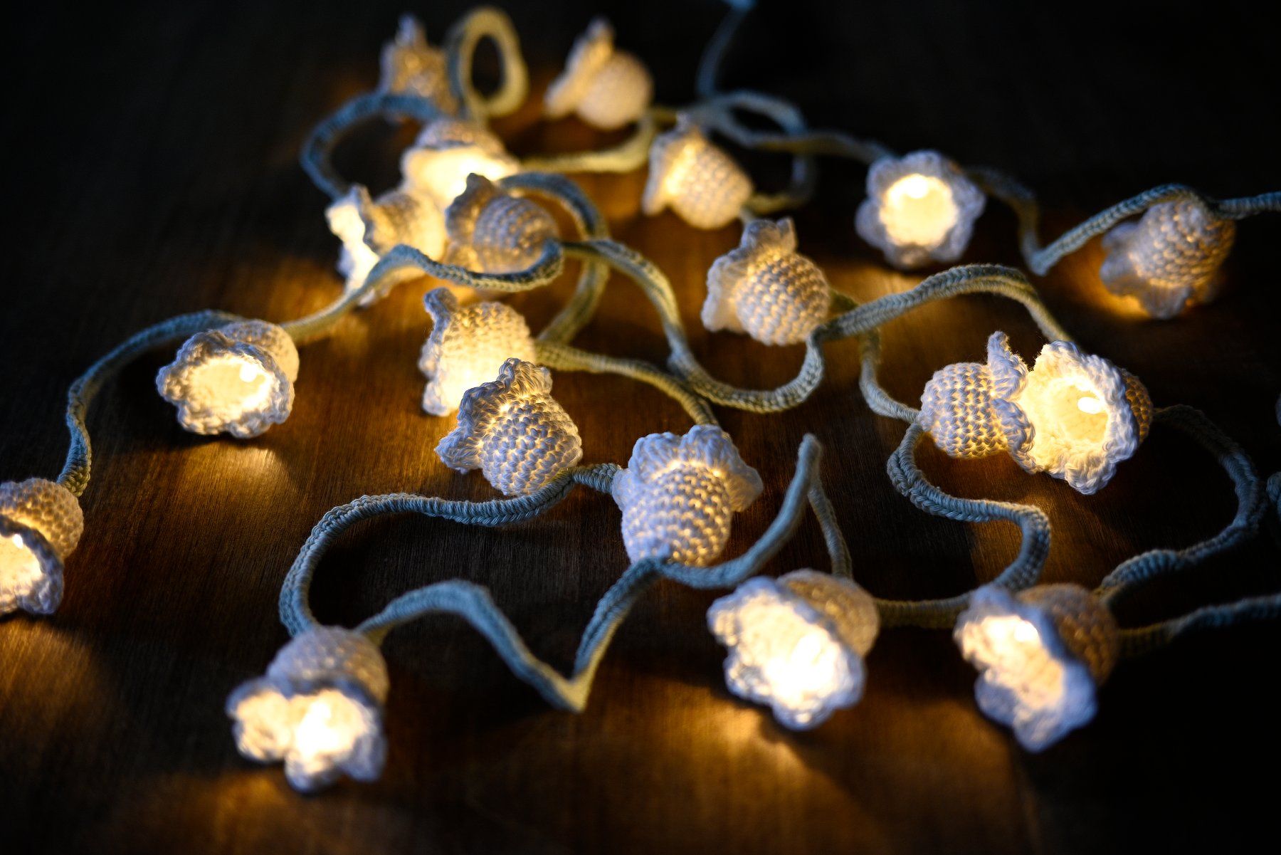 Ghirlande e barre luminose: Gehäkelte Maiglöckchen Lichterkette 🌱 – Nuovo (secondo la descrizione) da Grosswangen venduto da Shateiel 2