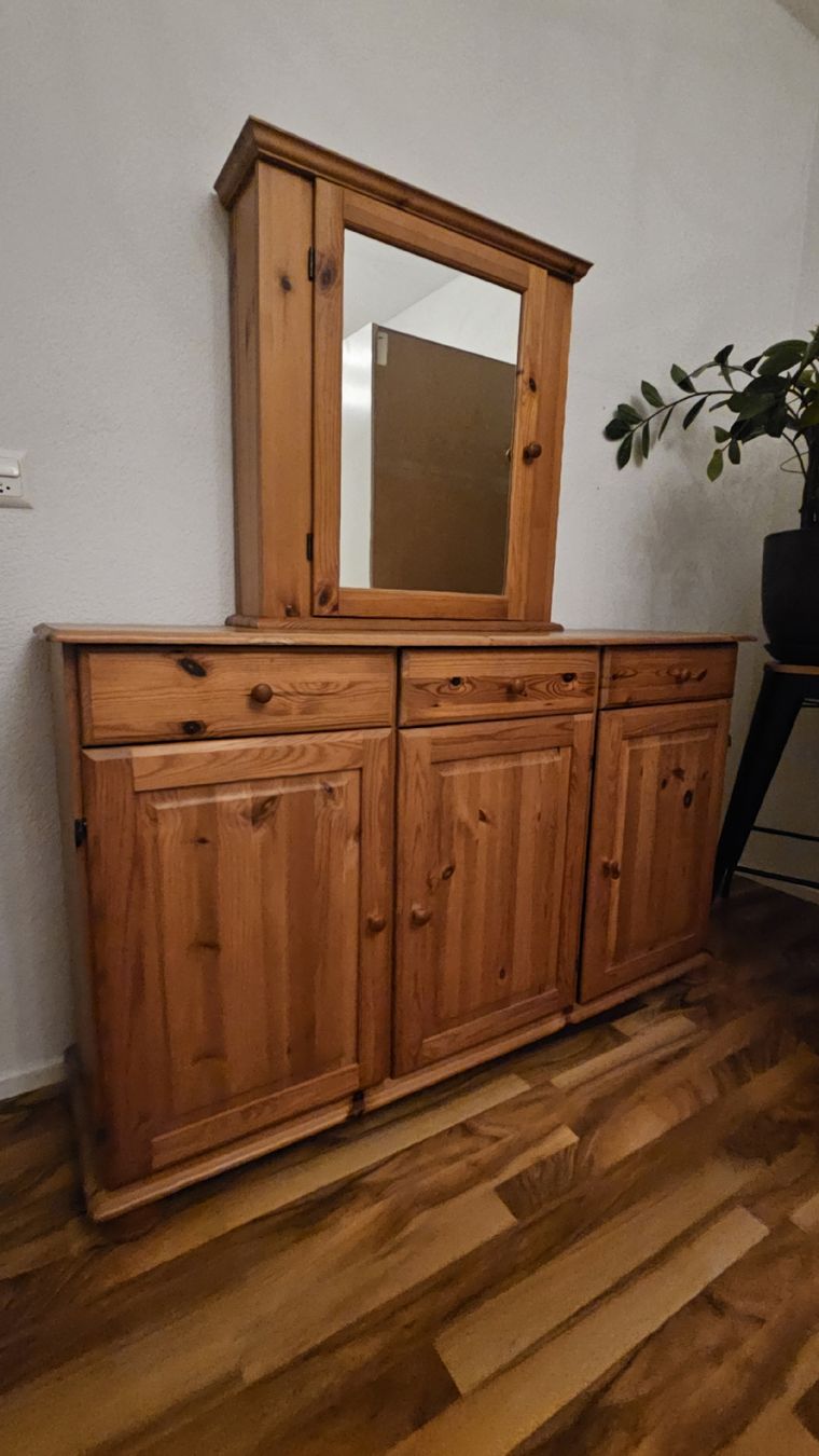 Ikea Cassettiere: Sideboard Kommode Holz – Usato da Schmitten / FR venduto da Gumispvc