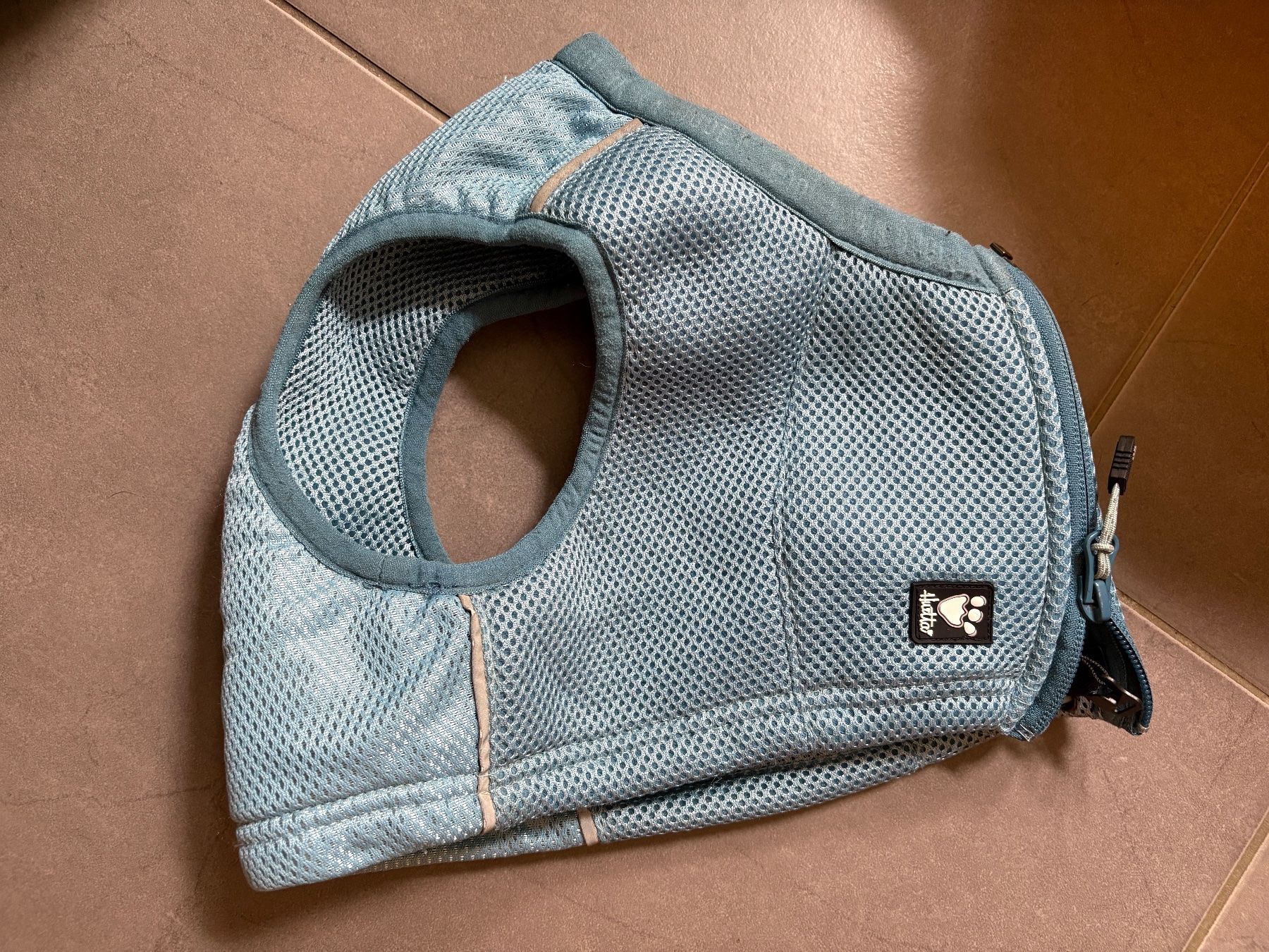 Hurtta Abbigliamento: Hurtta Kühlweste, hellblau / Grösse M – Usato da Brittnau venduto da Arves 1