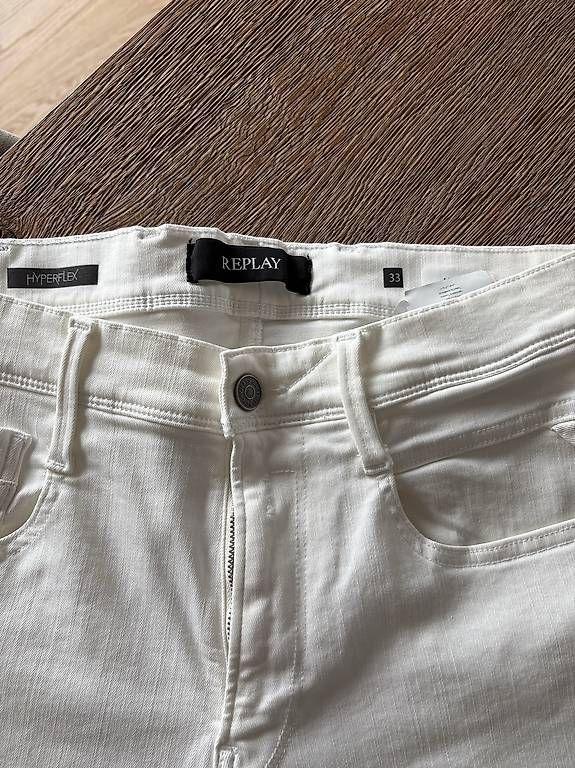 Jeans: Weisse Jeanshose – Nuovo e nell'imballaggio originale da Aesch BL venduto da sab_9j2z 2