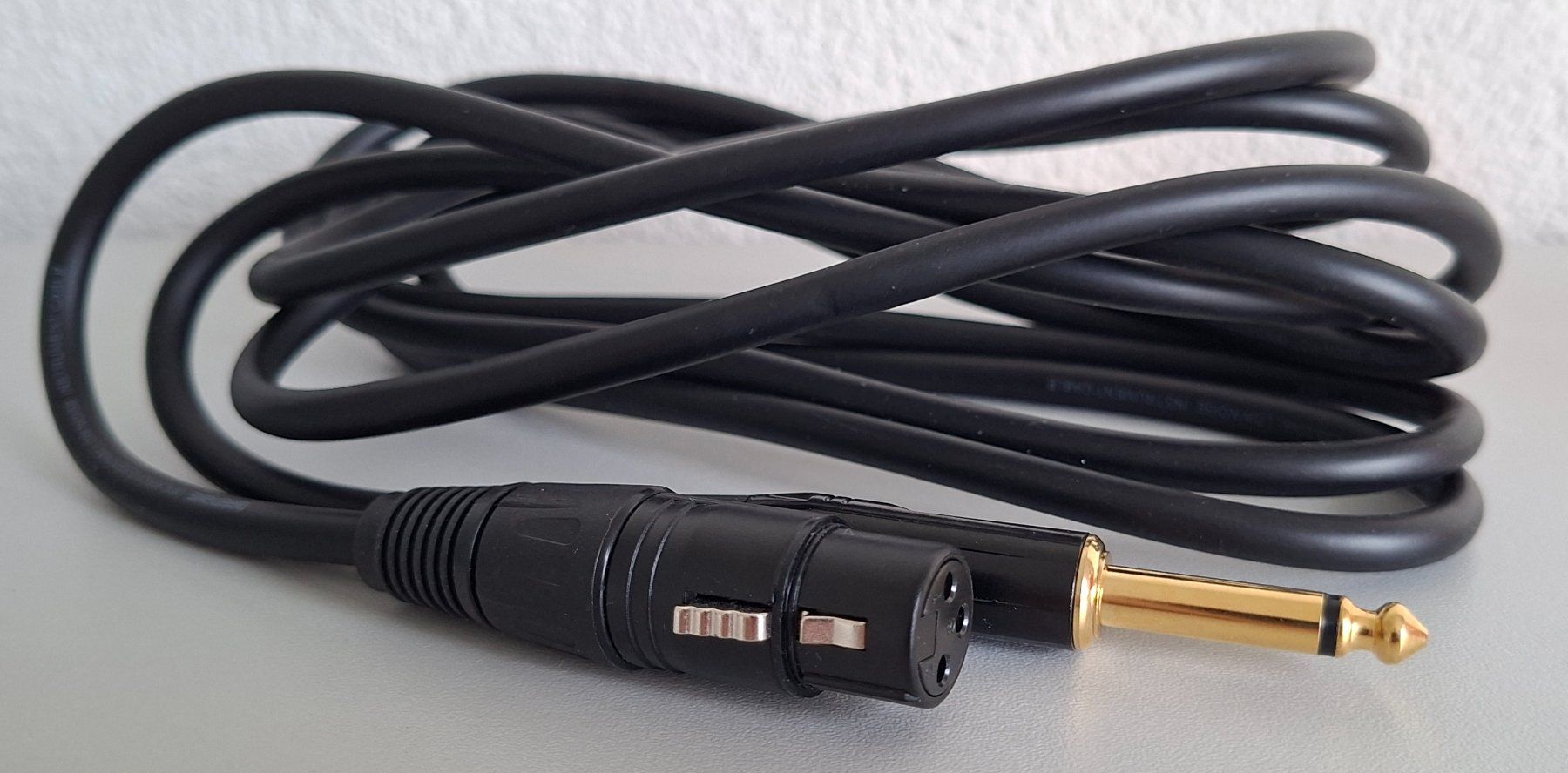 Shure Microfoni: 2x Mikrophon Kabel XLR – Usato da Oftringen venduto da Fliby 2