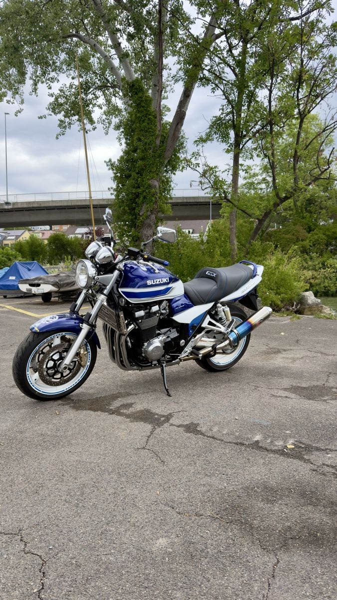 Suzuki Route: Suzuki GSX1400 – D'occasion à Zumikon par Gsx10r 1