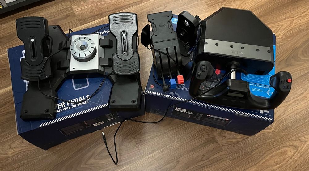 Saitek Flight Yoke System inkl. Rudder Pedals in OVP (Gebraucht) in ...