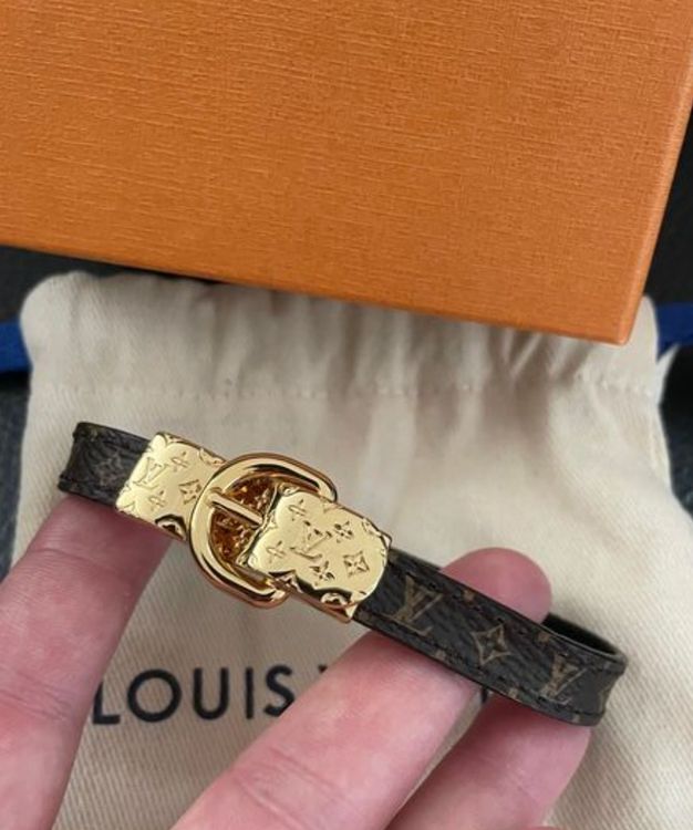 ❤️ Louis Vuitton Fasten Your LV Armband Gr.19