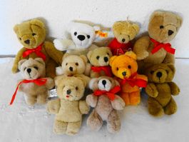 11 süsse kleine Antike Teddybären, Stofftiere Teddys