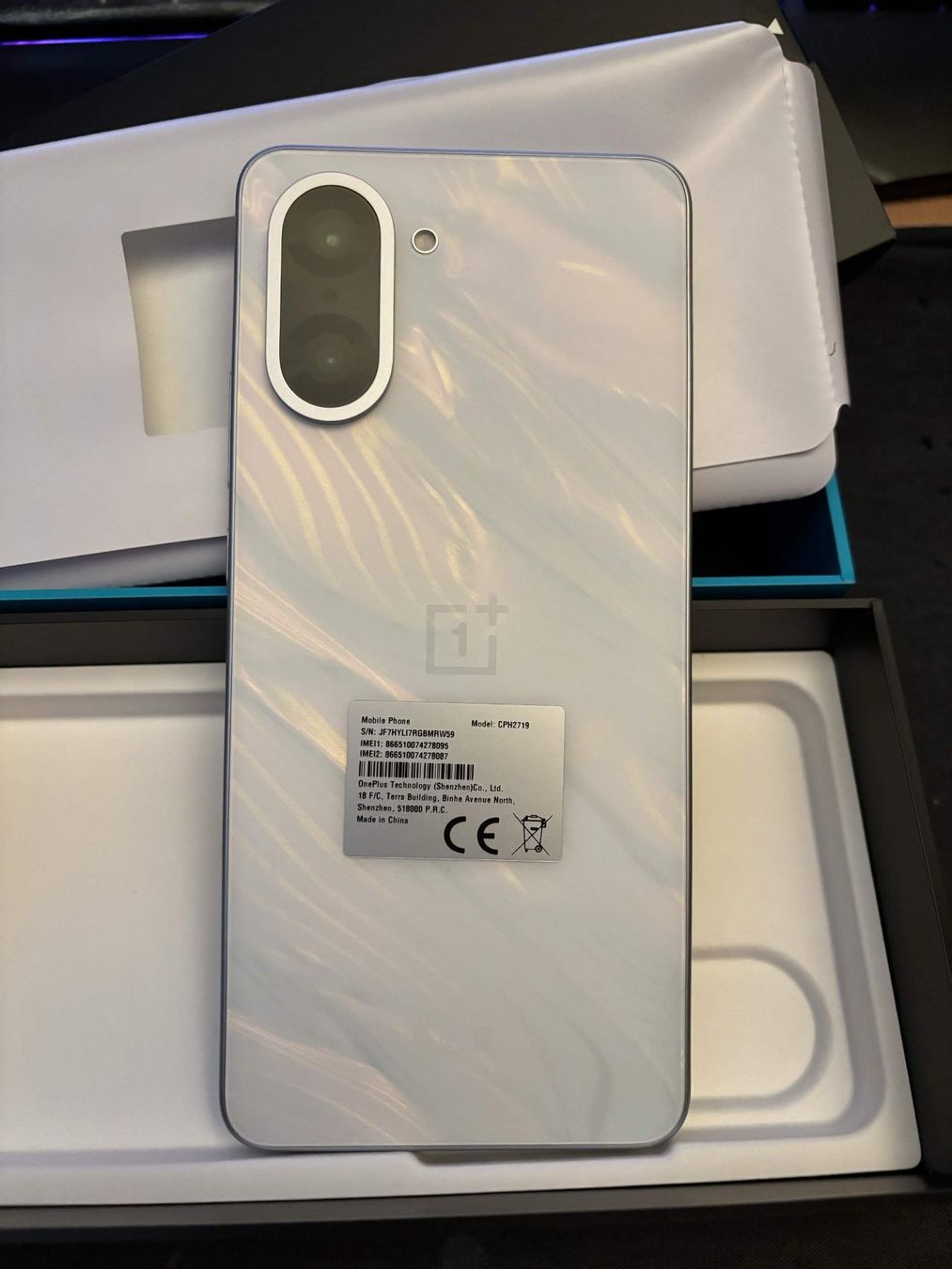 OnePlus Telefoni cellulari / Smartphones: Oneplus Nord CE5 Neuf – Nuovo e nell'imballaggio originale da Mont-sur-Lausanne venduto da Slushymana