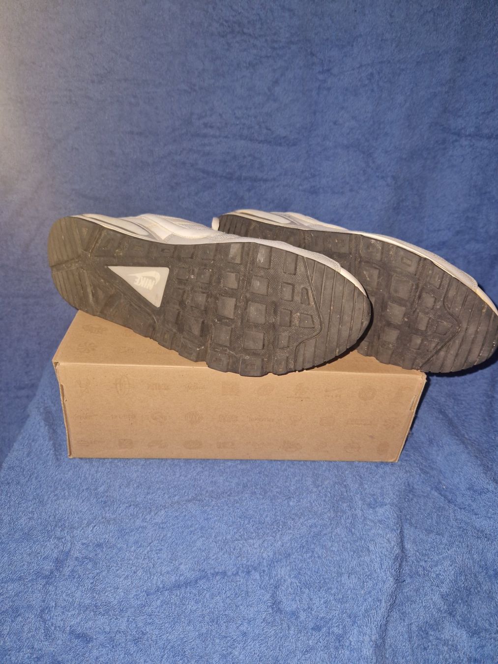 Nike Chaussures hommes: Nike air max command Collector 2008 – D'occasion à Fribourg par mat_8jys 4
