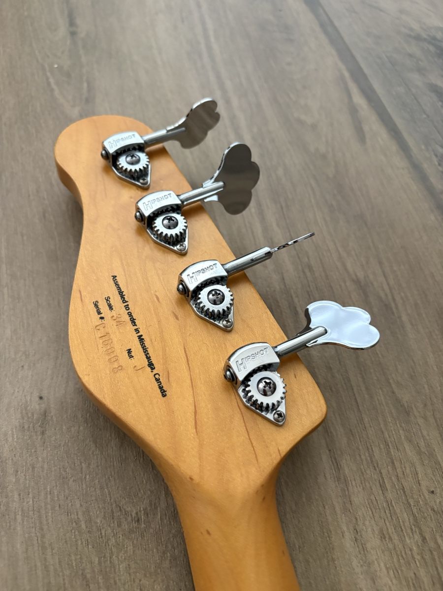 Musikinstrumente: E-Bass „Hammersmith“ / Kanada – Gebraucht aus Schneisingen von Rogtrader 7