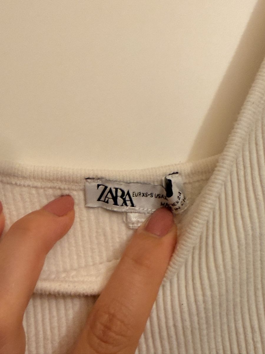 Zara Tops: 2x Zara Crop Tops – Gebraucht aus Oberrohrdorf von a._.w 3