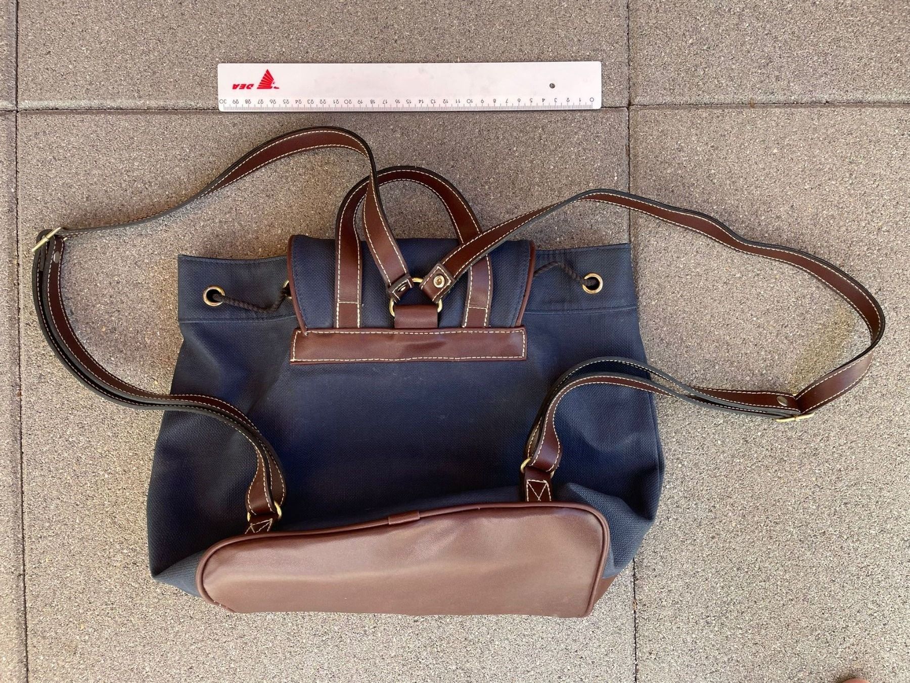 Zaini: Damen Freizeit-Rucksack / Kunststoff – Usato da Biberist venduto da longimanus3 2