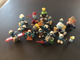 Lot de figurines Schtroumpfs, divers modèles, bon état