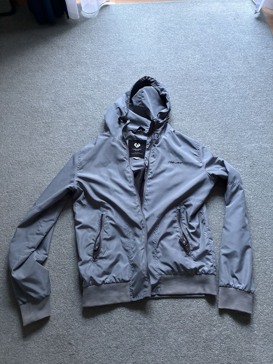 Ragwear Jacken: Ragwear waterproof Jacket Grey Size M Used – Gebraucht aus Basel von gvi_6txz 1
