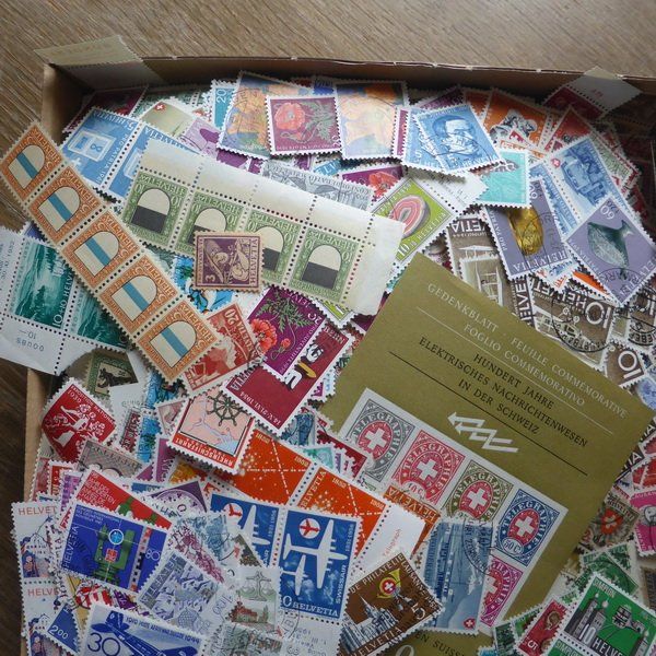 Alle Briefmarken: ca. 2,1 Kg CH - Doubletten ab URALT  kl. Einblick s. Bilder – Gebraucht aus Egliswil von Trens01 2