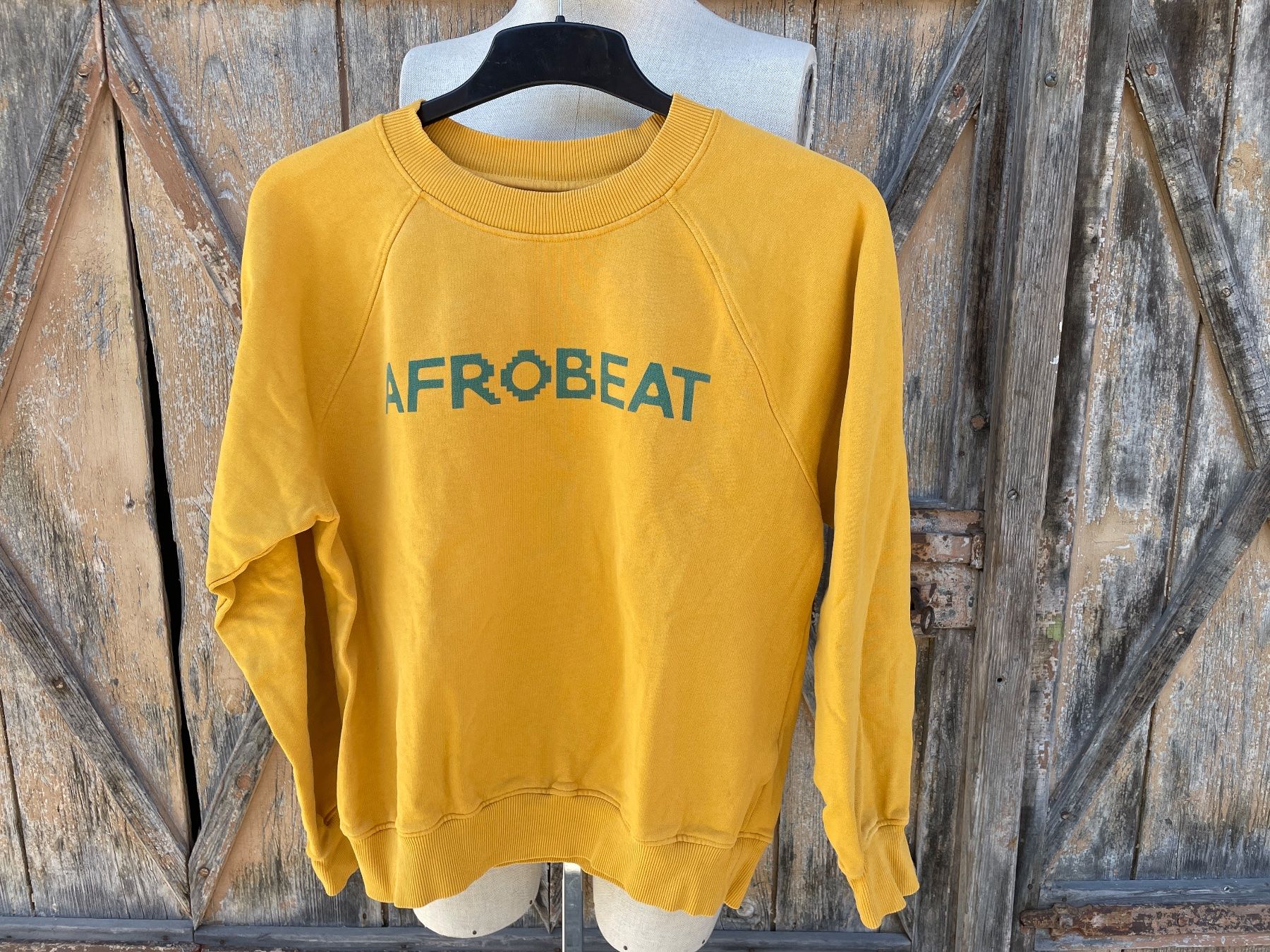 Pullover & Sweatshirts: Stylischer THINKING MU Pullover Gr. S "Afrobeat" – Gebraucht aus Frasnacht von GracyStore