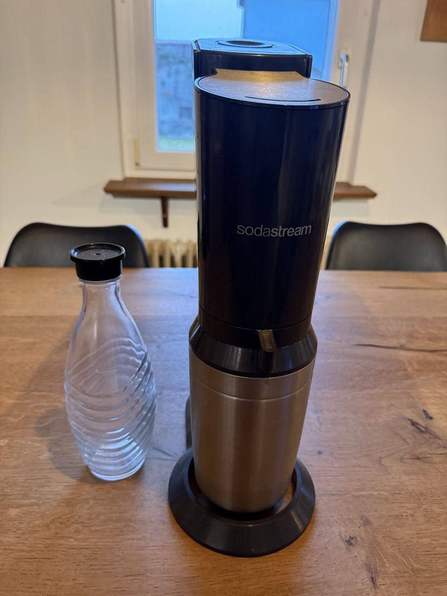 Sodastream Appareils de cuisine: SodaStream + bouteille – D'occasion à Givisiez par Scilliam