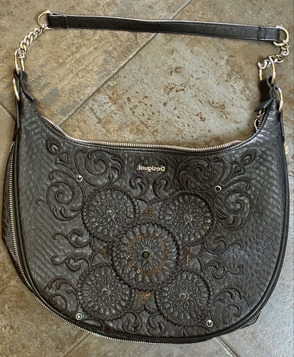 Desigual Sacs femmes: Sac Desigual – D'occasion à Porrentruy par Zamourette