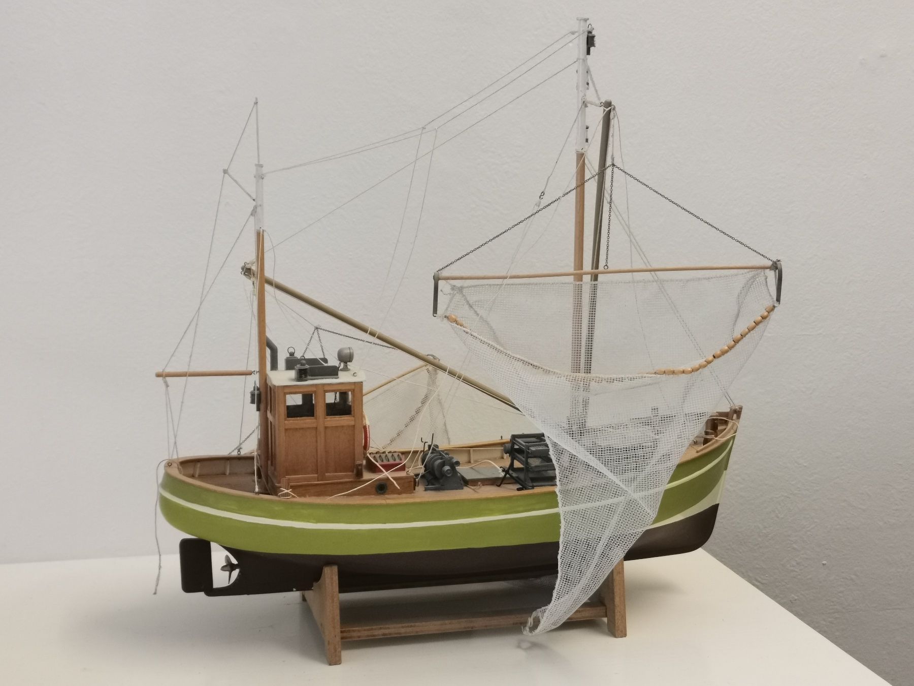 Modellbausätze & Standmodelle: Modellschiff Krabbenkutter Tön – Gebraucht aus Luzern von Ruth412 2