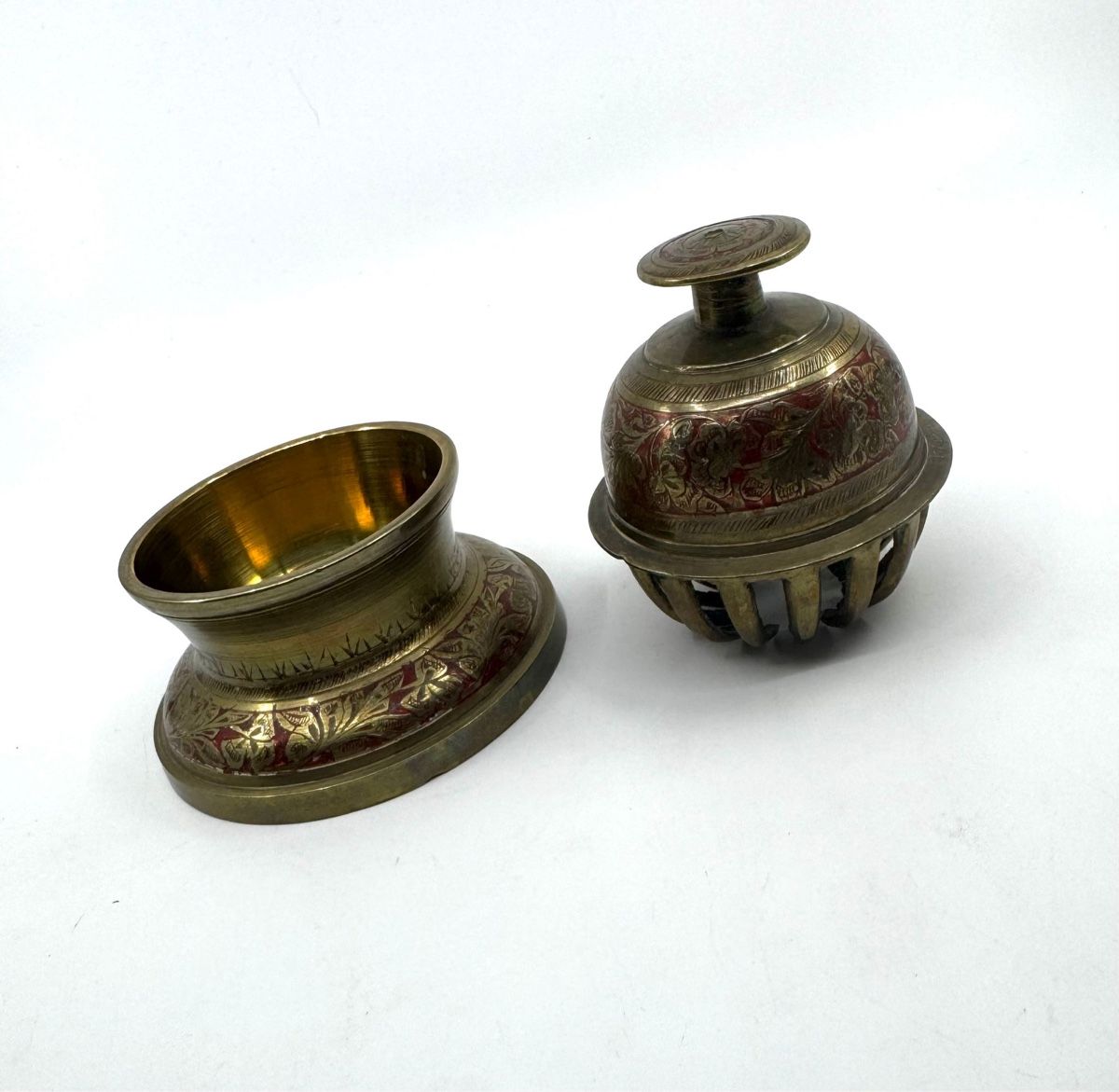 Campanacci mucche: Indische Vintage Messing Glocke mit Ständer – Usato da Herisau venduto da Seyashop1 4