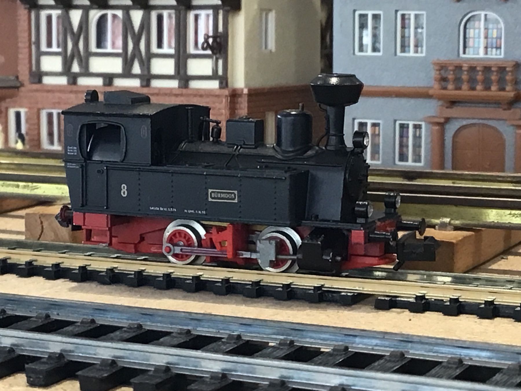 Arnold Modelleisenbahnen: ARNOLDDAMPFLOK N – Gebraucht aus Männedorf von Modell-Spezialisten 1