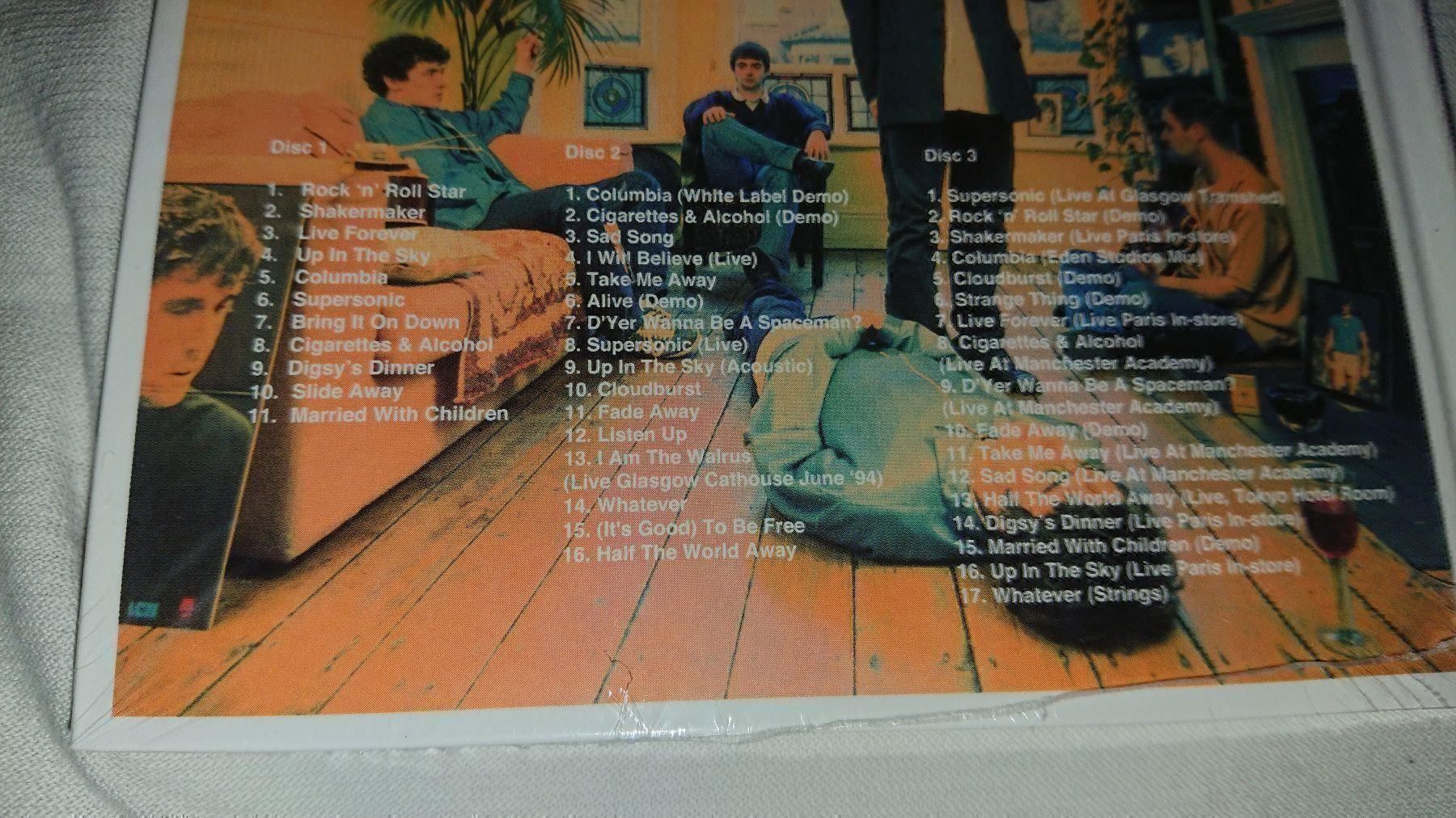 CD: Oasis / Definitely Maybe – Nuovo e nell'imballaggio originale da Cortaillod venduto da signep 3