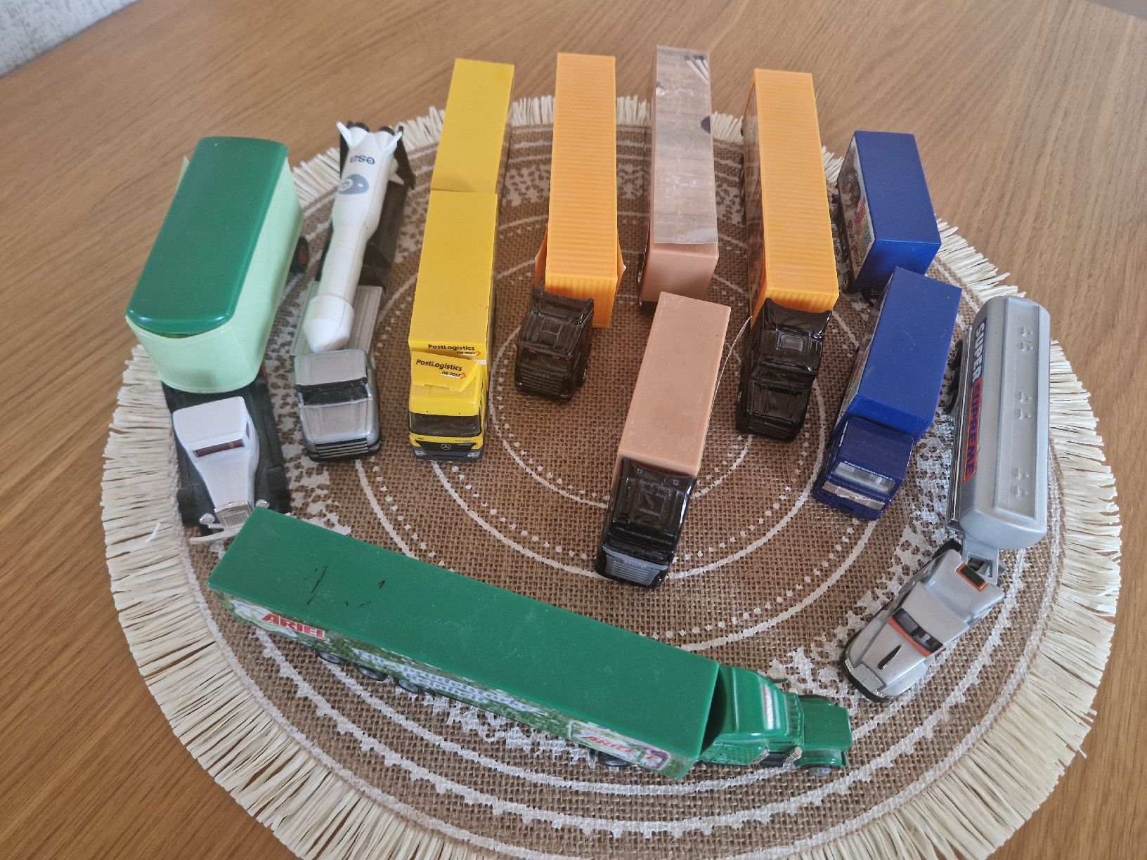 Spielzeuge: Grosse Sammlung von Spielzeug-Lastwagen – Gebraucht aus Meggen von GoncallvesTiago21 1