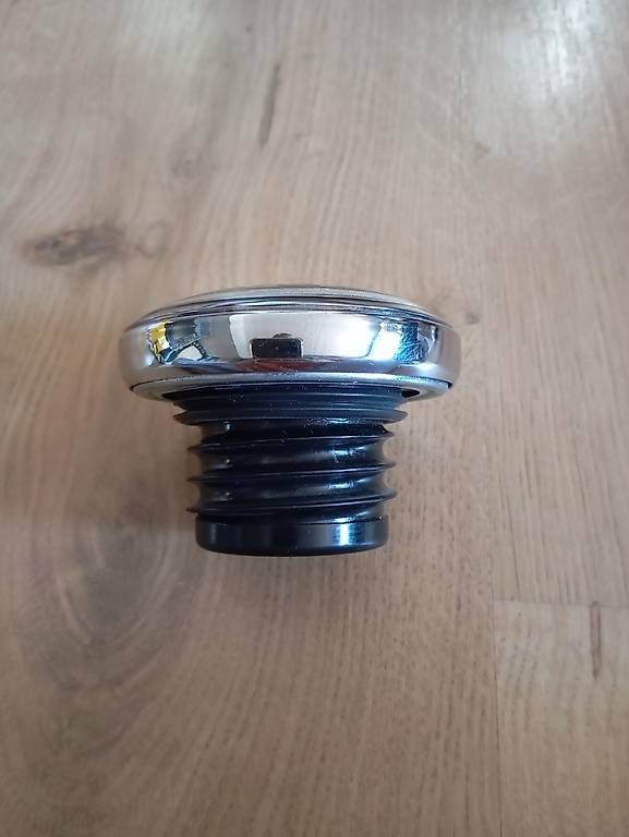 Alle Motorradersatzteile: Original Harley Davidson Tankdeckel – Gebraucht aus Niederdorf von muenchenstein 1