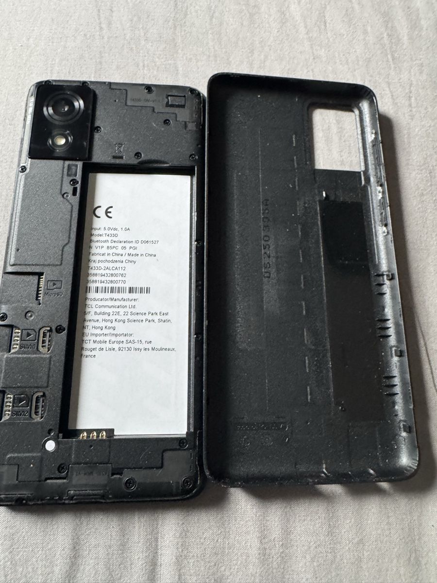 Handys / Smartphones: Smartphone TCL  – Defekt aus Biel/Bienne von Baol1 2