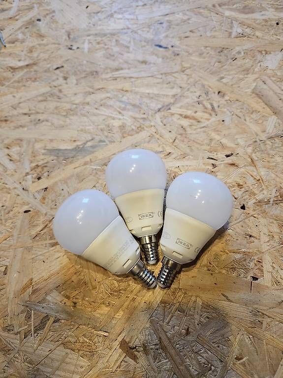 Lampen: 3 E14 LED Glühbirnen 2700 K 6.3W – Gebraucht aus Winterthur von diiimiiitriii