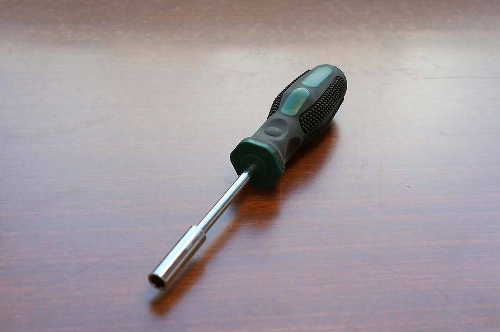 Bosch Tutti gli attrezzi: Bosch Bit-Schraubendreher – Usato da Biel/Bienne venduto da Fischera