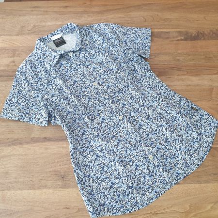 Jack Wolfskin Bluse Damen Gr. XS, blau weiss gemustert