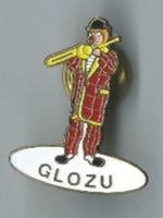 Clown Glozu, Pin