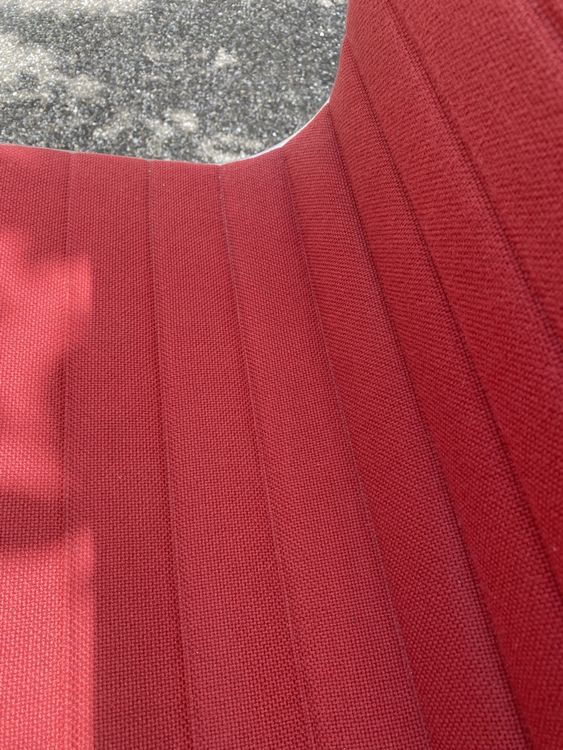 VITRA EA107 - in Rot 2