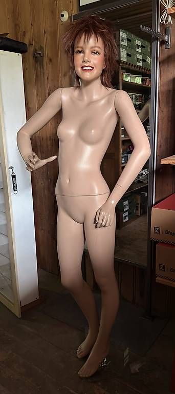 Autres décorations & accessoires: Mannequin – D'occasion à Thun par Tinuone
