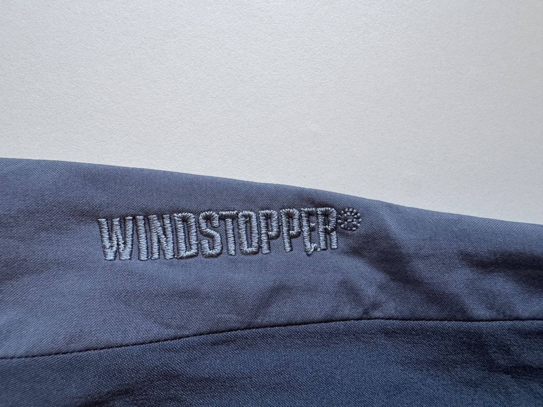 Arcteryx Giacche: Arc'teryx Venta AR Jacket windstopper MEN M from 2013 – Usato da Neuchâtel venduto da _Easy_to_Find_ 2