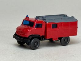 GB1- Wiking Mercedes Unimog Feuerwehr Bastelmodell