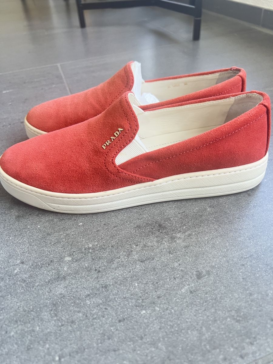 Prada Scarpe da donna: Prada Loafer Suede Red Schuhe , Leder – Usato da Hünenberg venduto da Tina030420 5