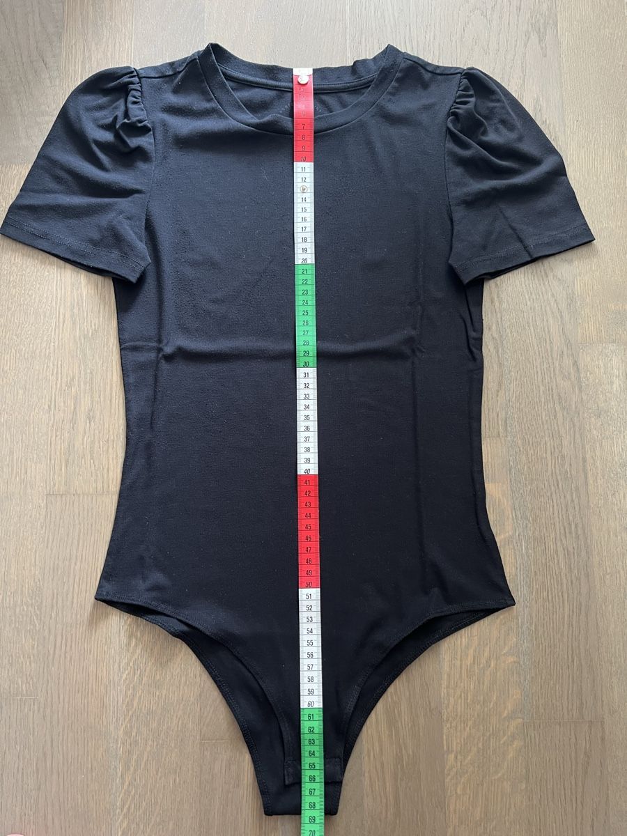 Only T-shirt: Body Only – Usato da Kriens venduto da Luzernerin_K 3